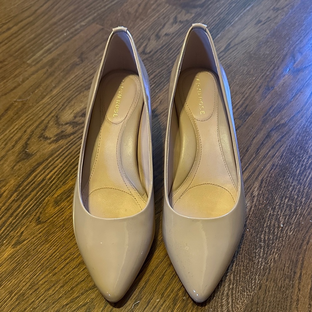 Taryn Rose Women's Beige Heels